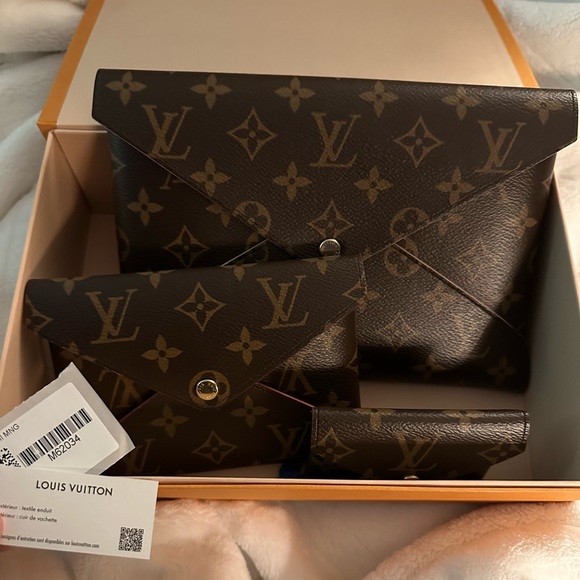 Classic Louis Vuitton Kirigami Set - Picture 7 of 16